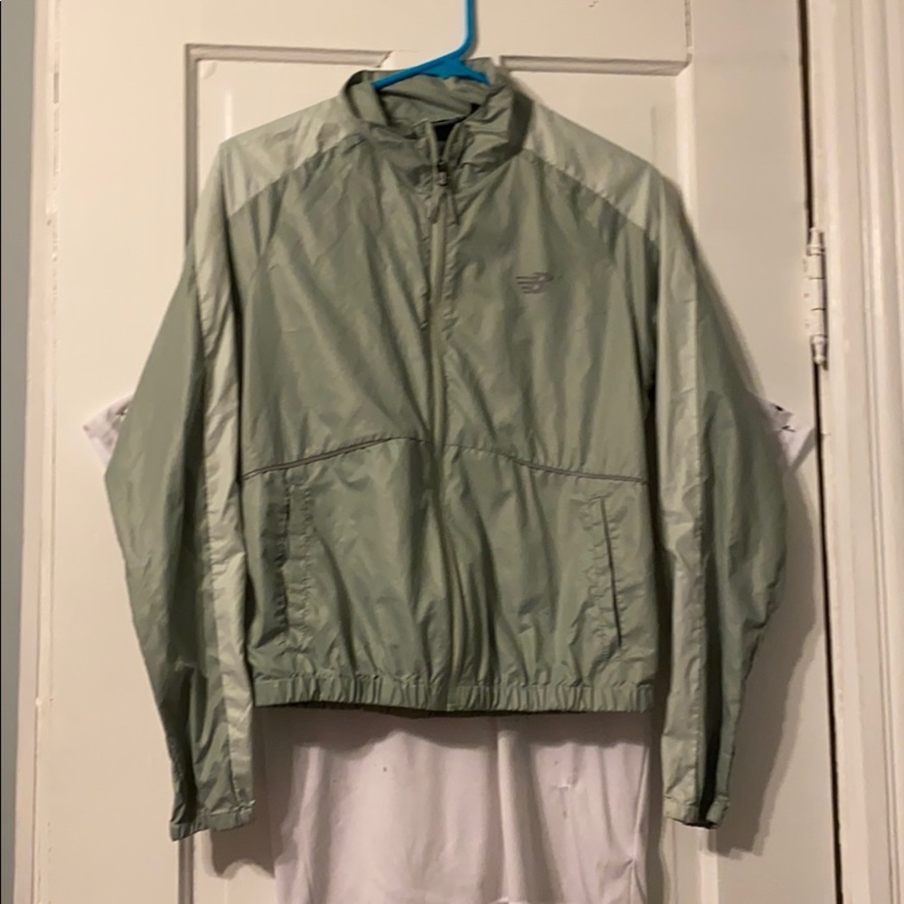 New balance wind breaker